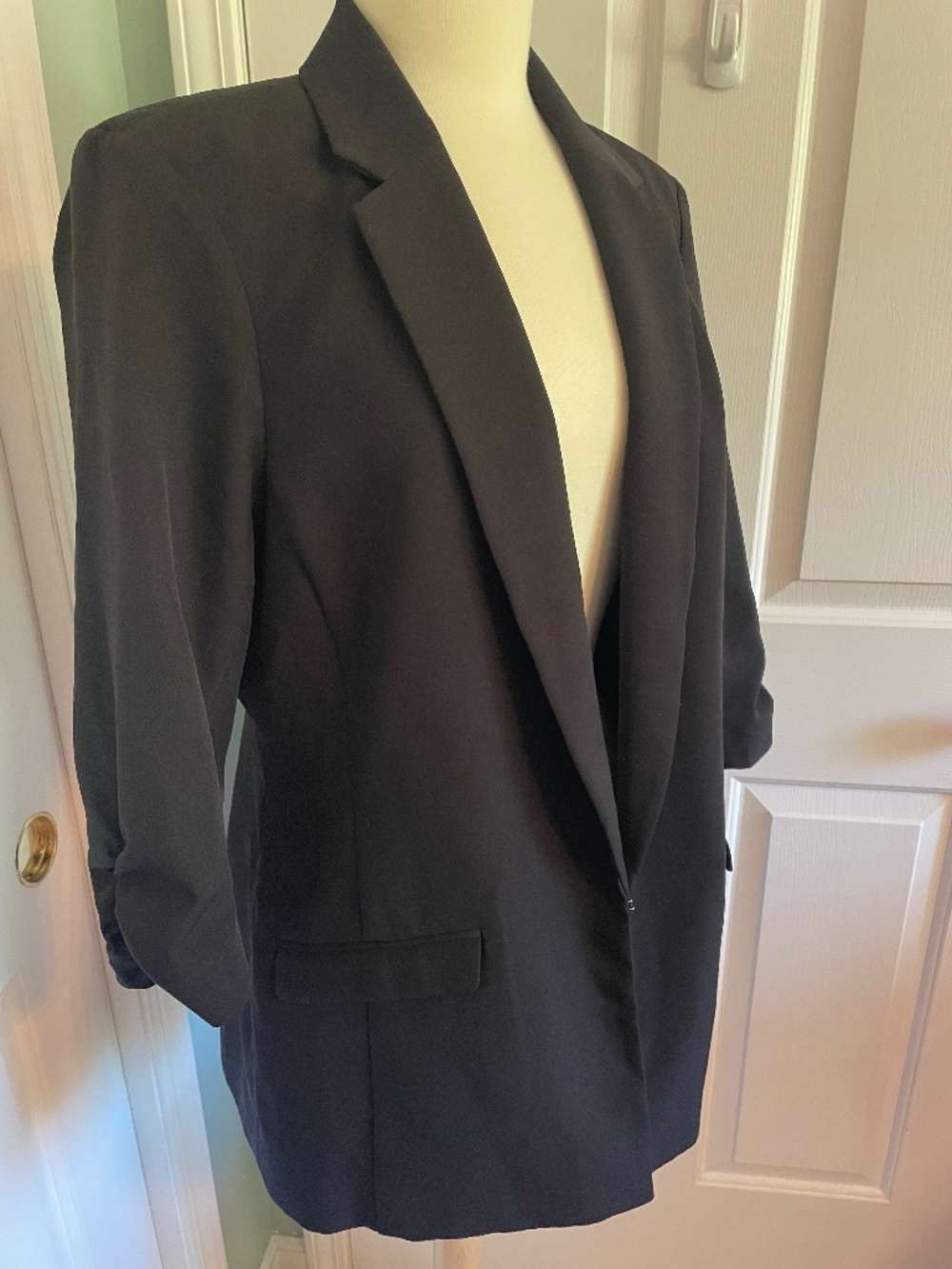 INC Black Classic Tailored Women’s Blazer w/ Rouched Sleeves - Large